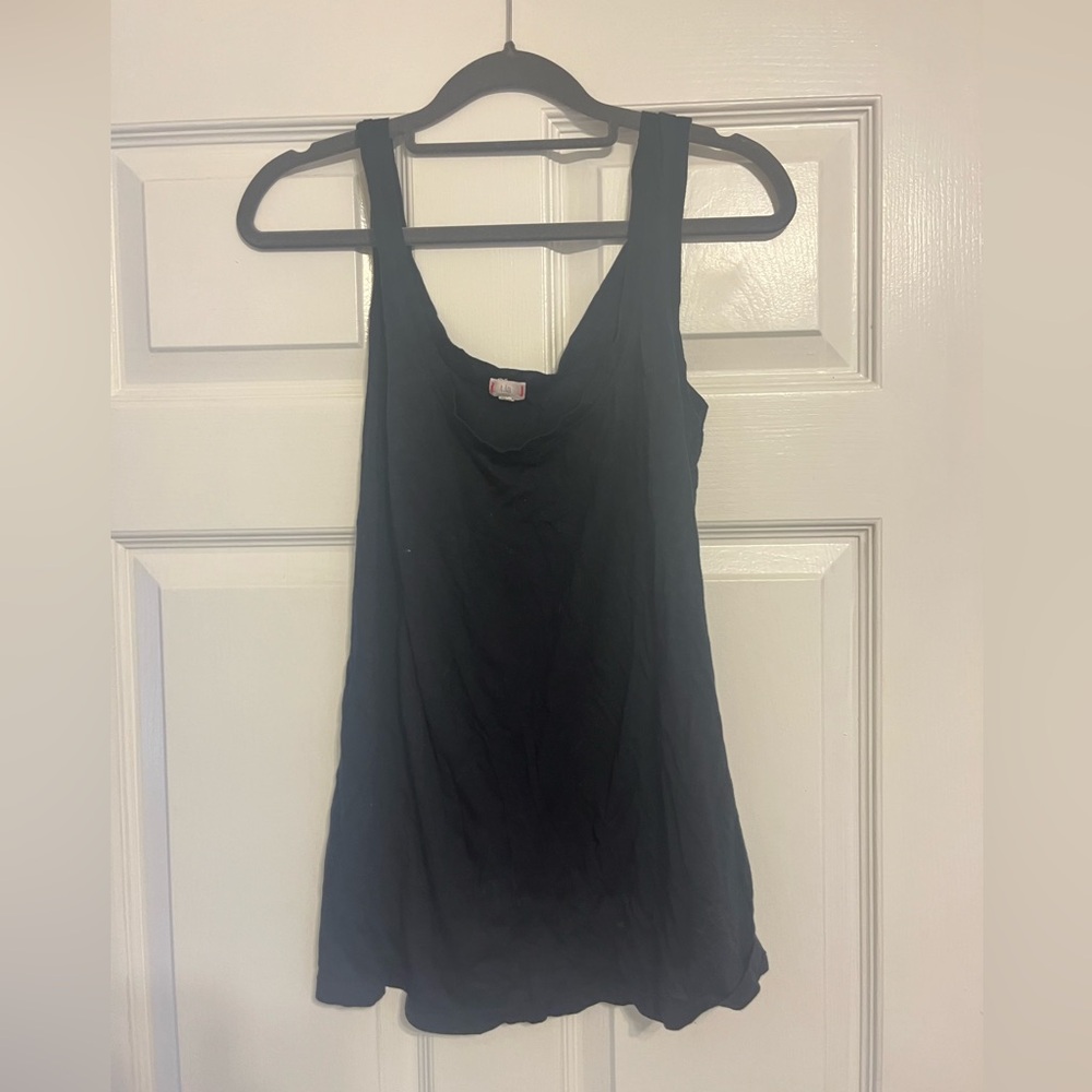 T.la black tank top